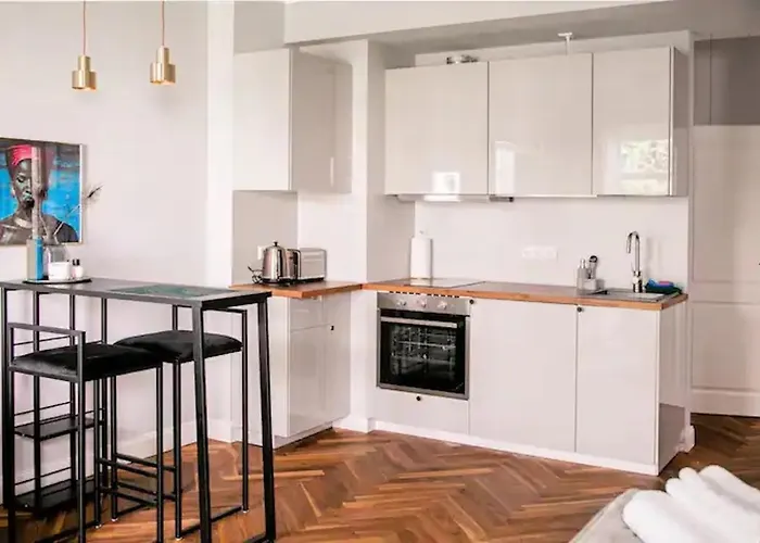 Arbio I Design In Charlottenburg Lägenhet